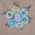 Social QR pet id tag, pet tag Happy Dog | Animal-id.net